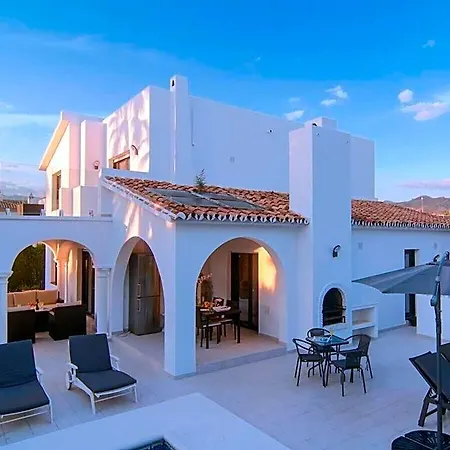 Garden With Pool On The Marbella